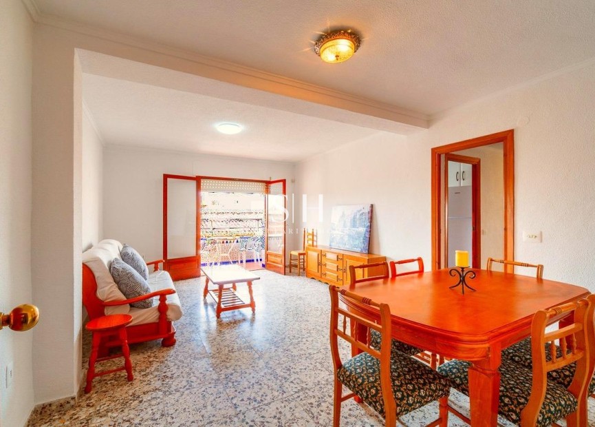 Resale - Apartment / flat - Torrevieja - Playa de los Naufragos