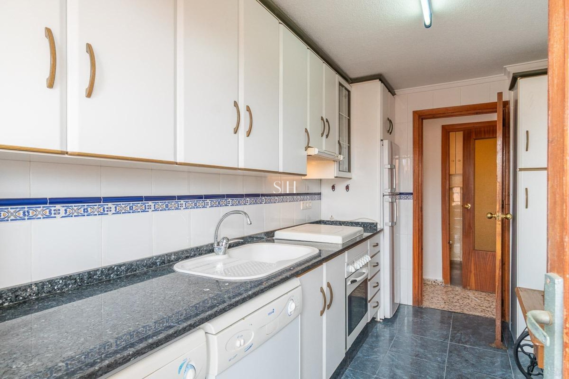 Resale - Apartment / flat - Torrevieja - Playa de los Naufragos