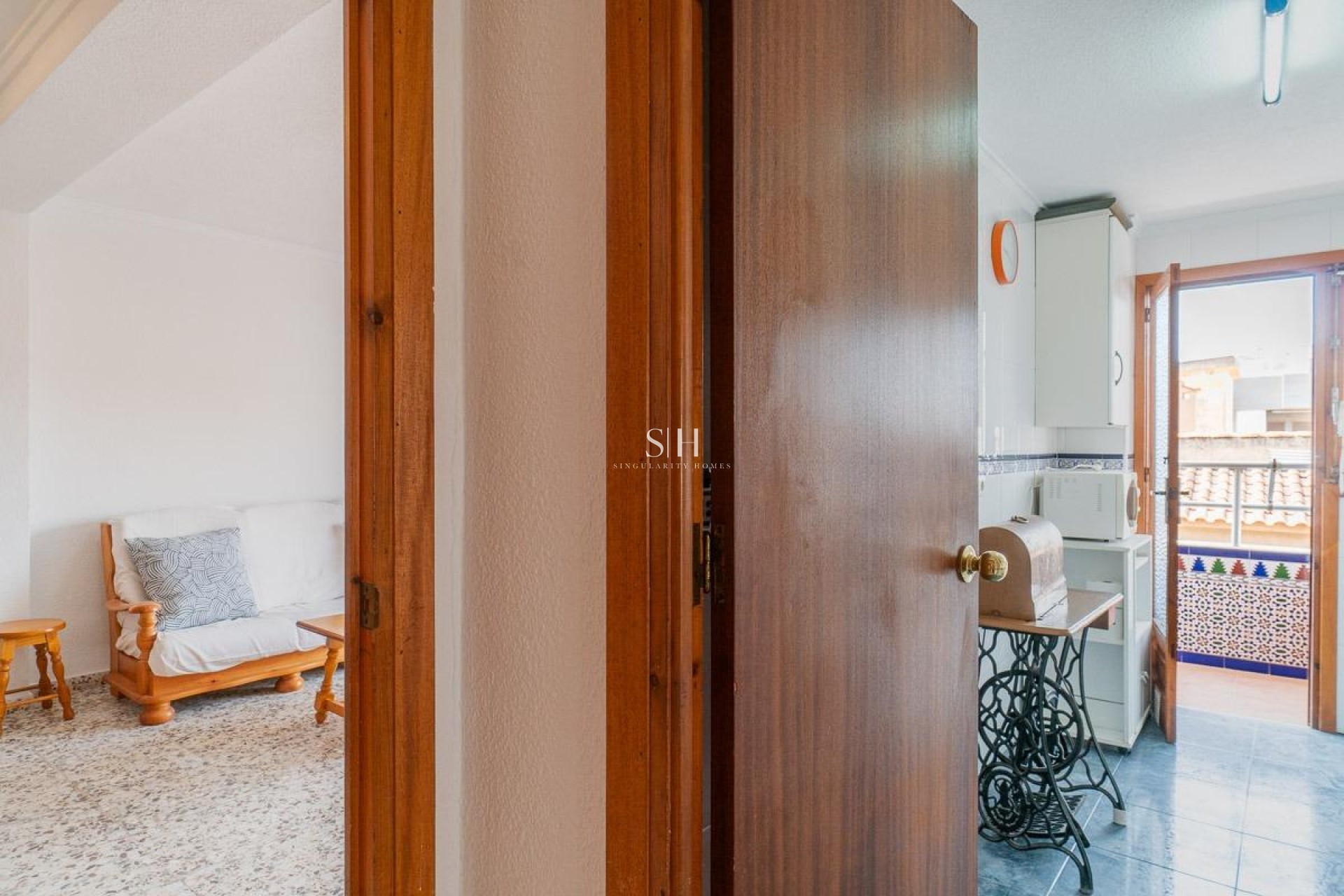 Resale - Apartment / flat - Torrevieja - Playa de los Naufragos