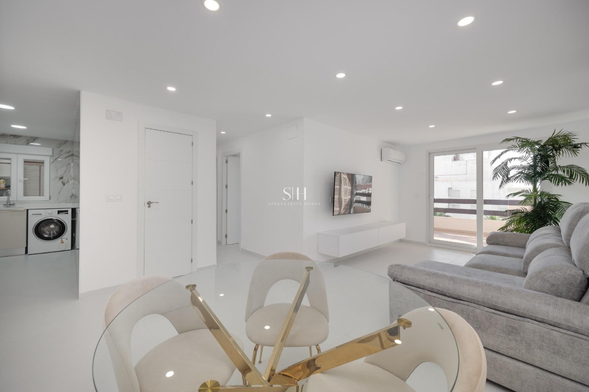 Resale - Apartment / flat - Torrevieja - Playa de los Naufragos