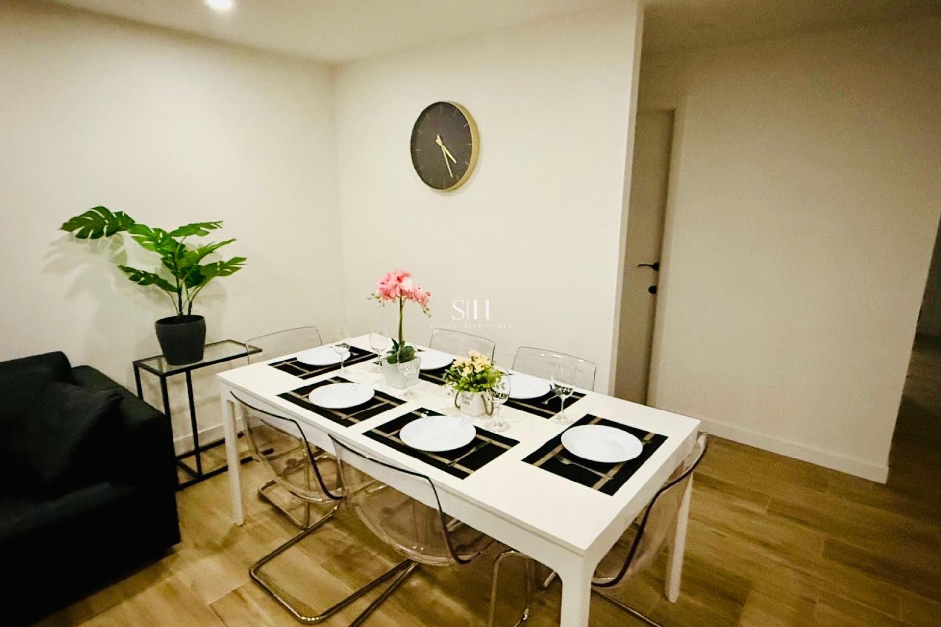 Resale - Apartment / flat - Torrevieja - Playa del Acequión