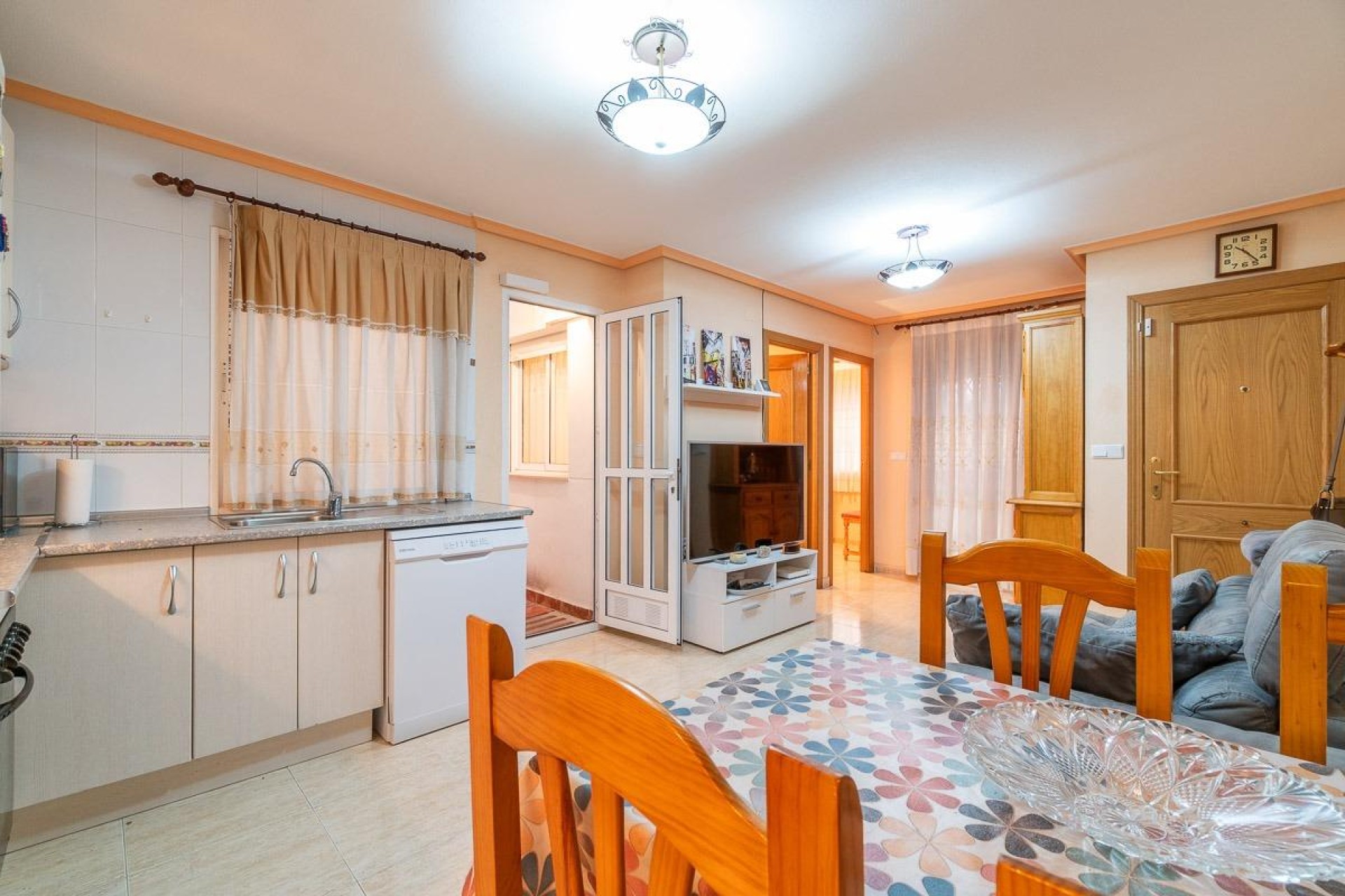 Resale - Apartment / flat - Torrevieja - Playa del Cura