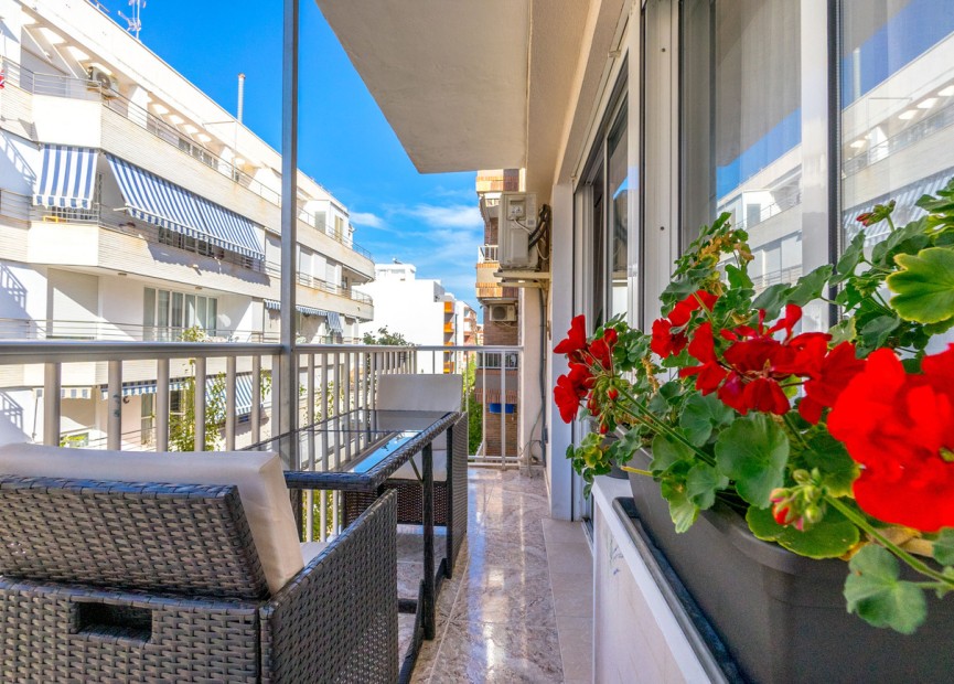 Resale - Apartment / flat - Torrevieja - Playa del Cura