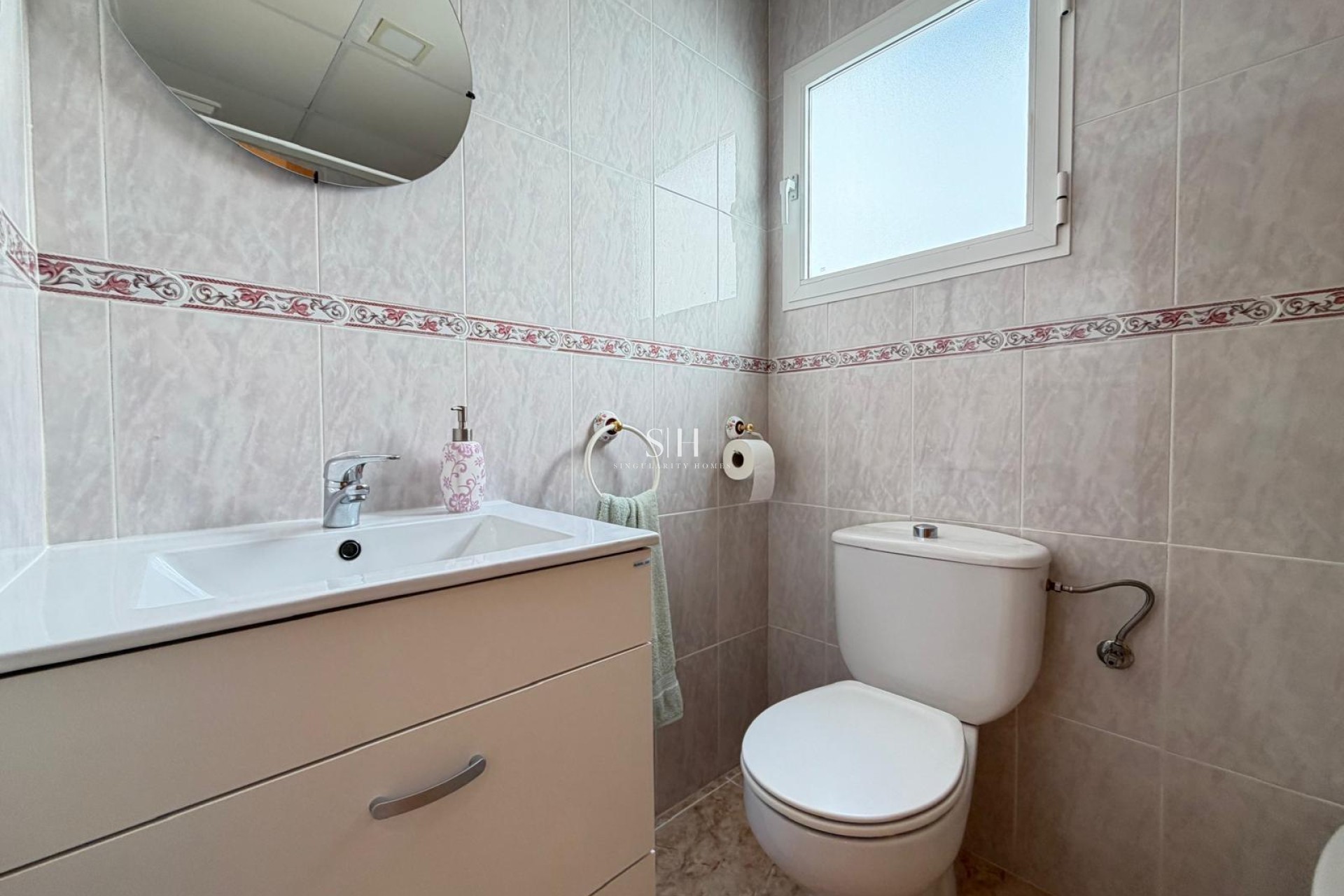 Resale - Apartment / flat - Torrevieja - Playa del Cura
