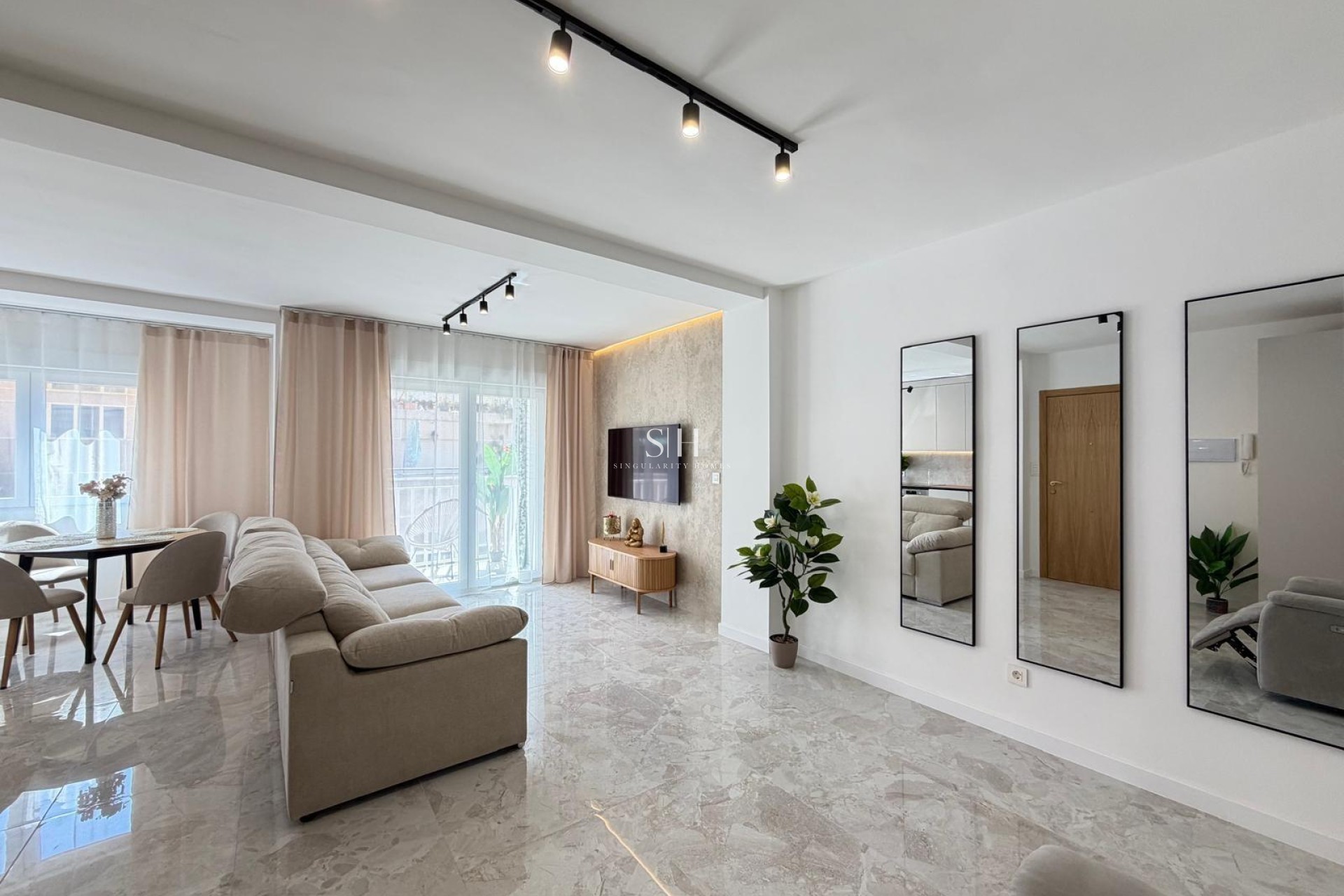 Resale - Apartment / flat - Torrevieja - Playa del Cura