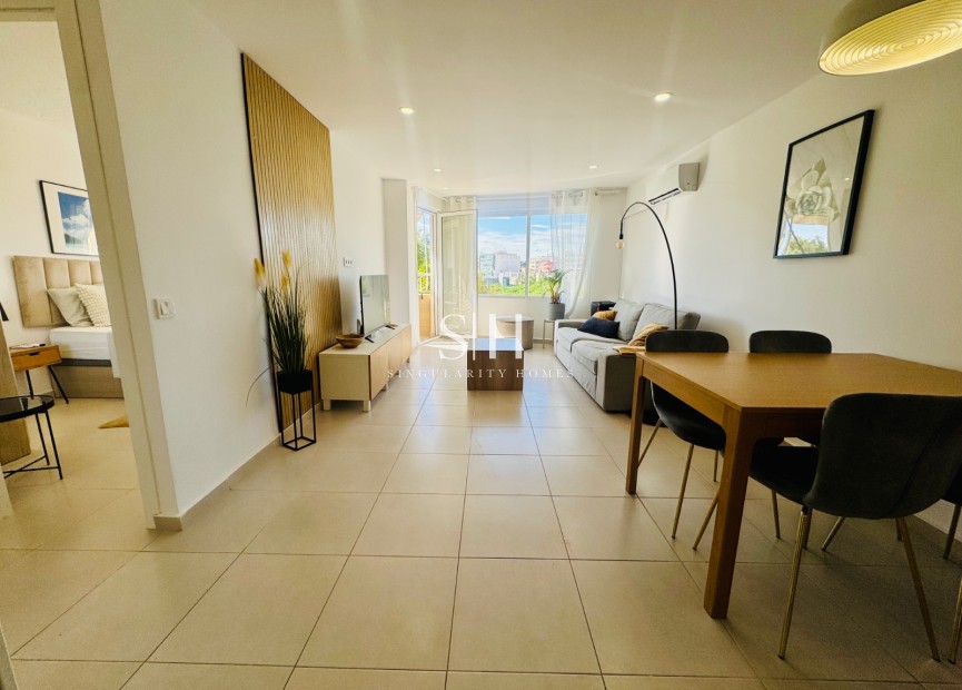 Resale - Apartment / flat - Torrevieja - Puerto