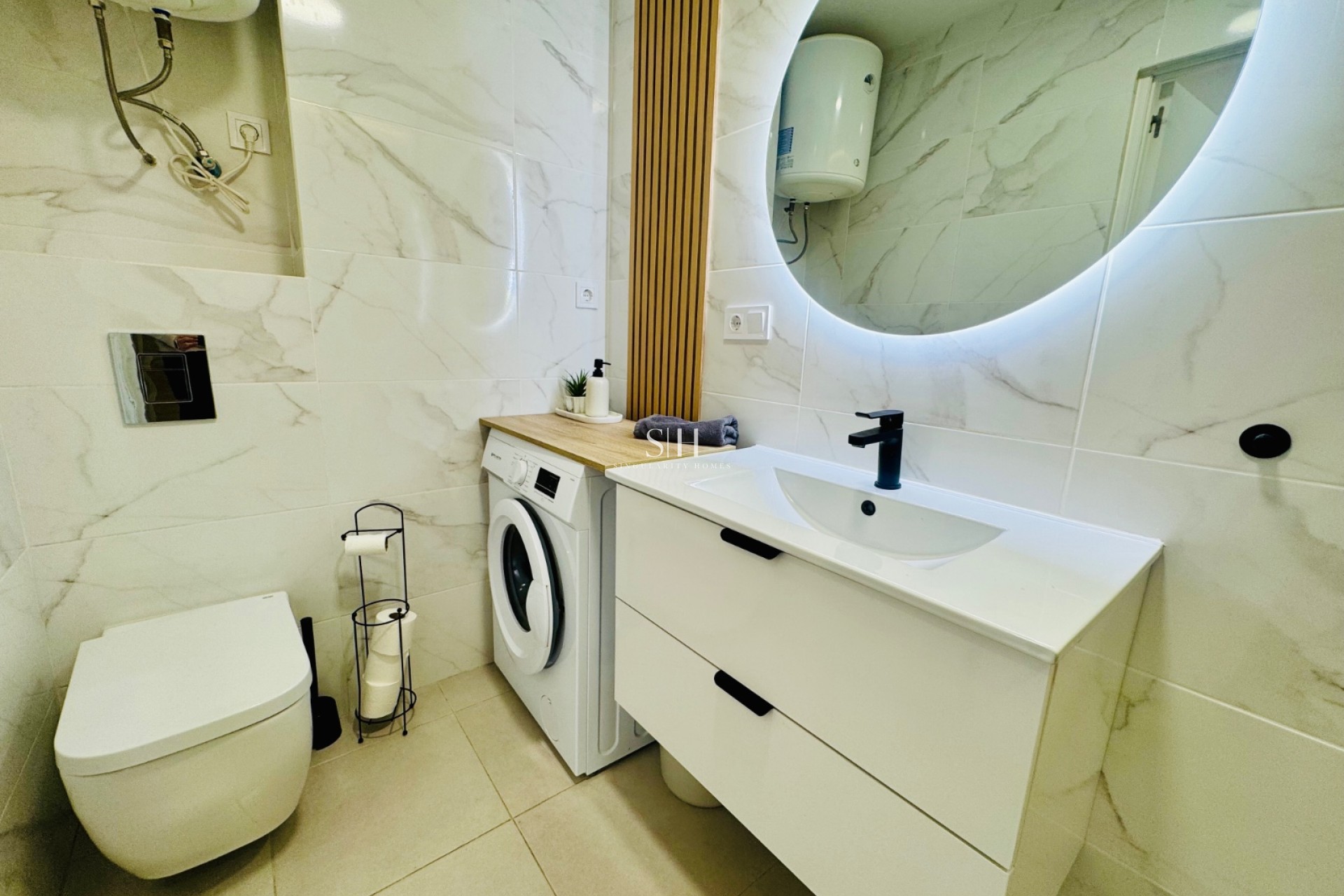 Resale - Apartment / flat - Torrevieja - Puerto