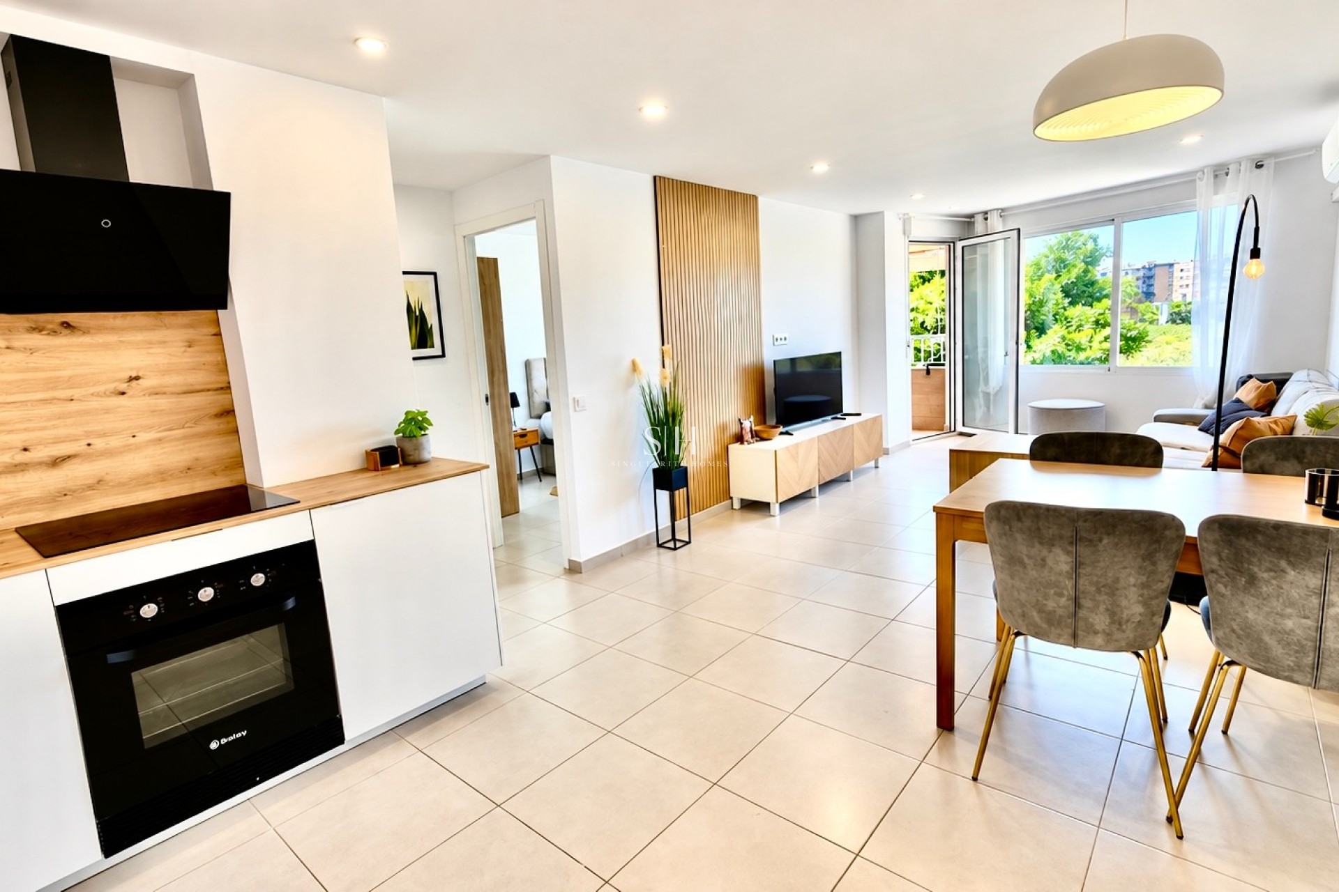 Resale - Apartment / flat - Torrevieja - Puerto