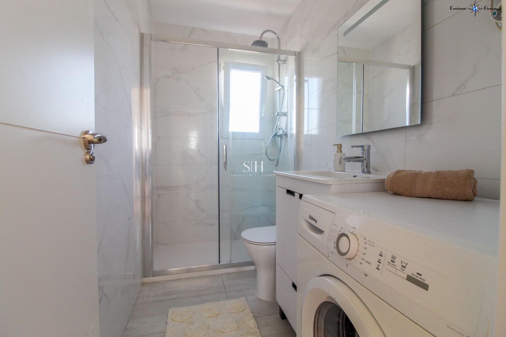 Resale - Apartment / flat - Torrevieja - Punta prima