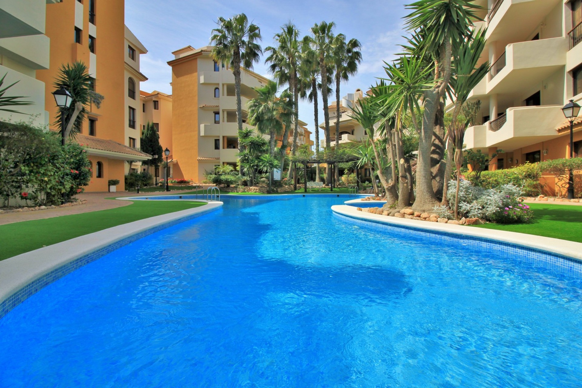 Resale - Apartment / flat - Torrevieja - Punta prima