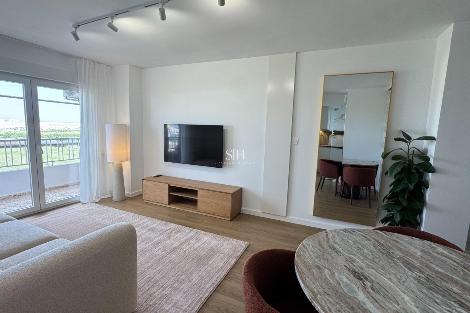 Resale - Apartment / flat - Torrevieja - Punta prima