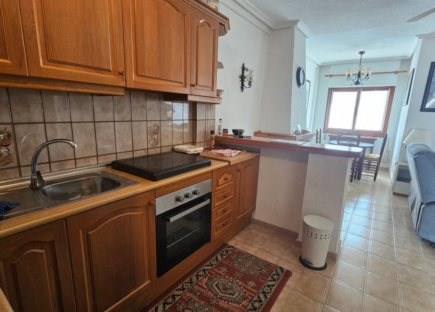 Resale - Apartment / flat - Torrevieja - Punta prima