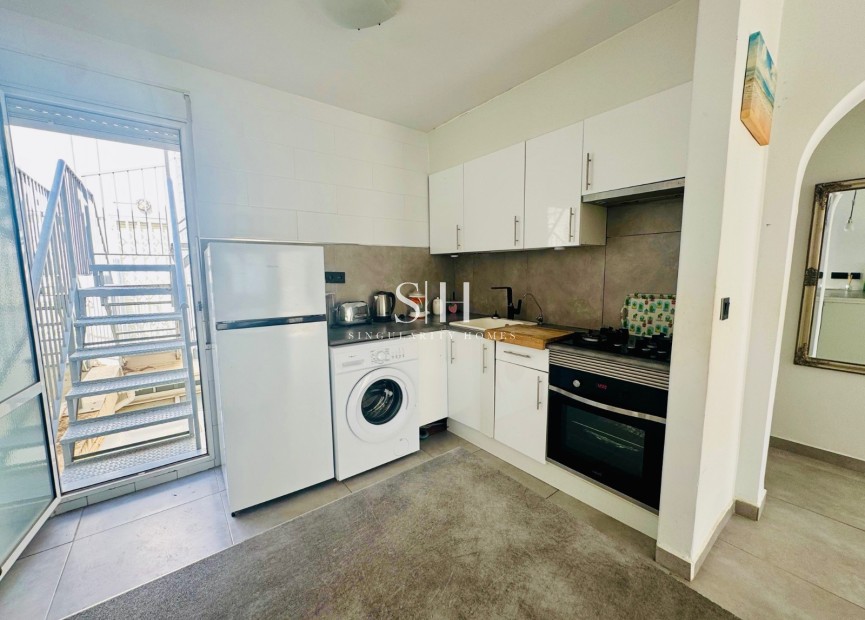 Resale - Apartment / flat - Torrevieja - Torretas