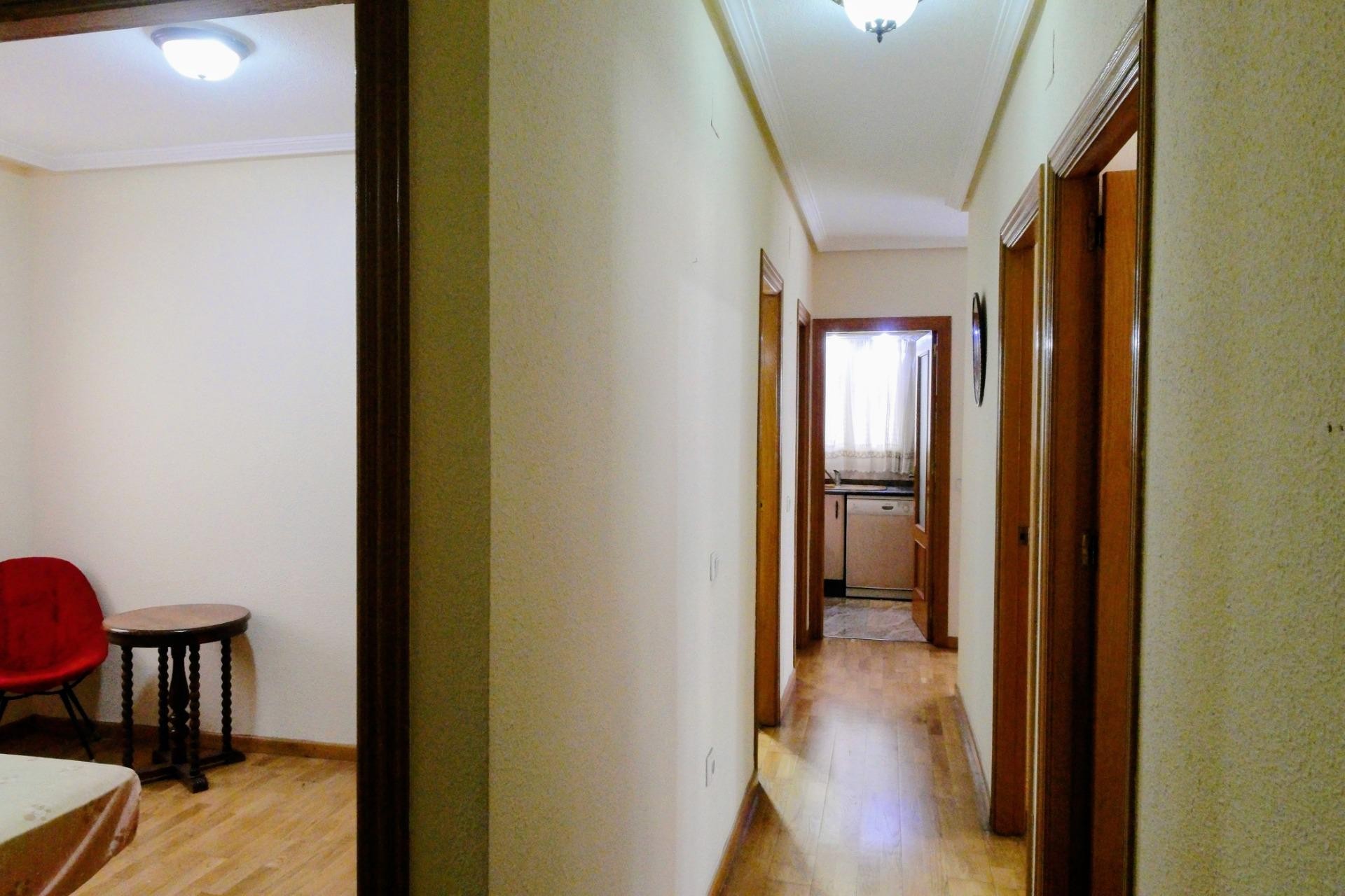 Resale - Apartment / flat - Torrevieja - torrevieja