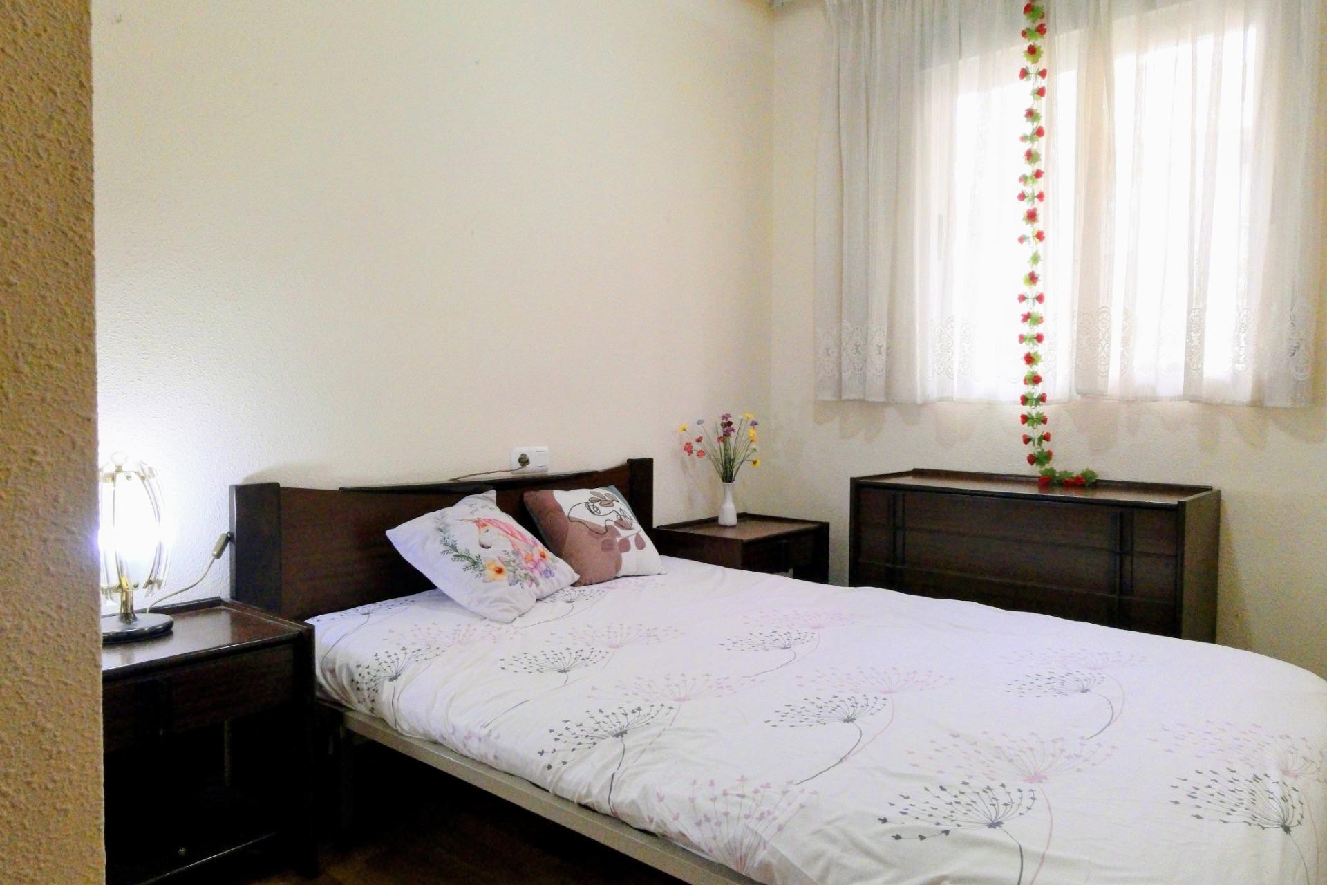 Resale - Apartment / flat - Torrevieja - torrevieja