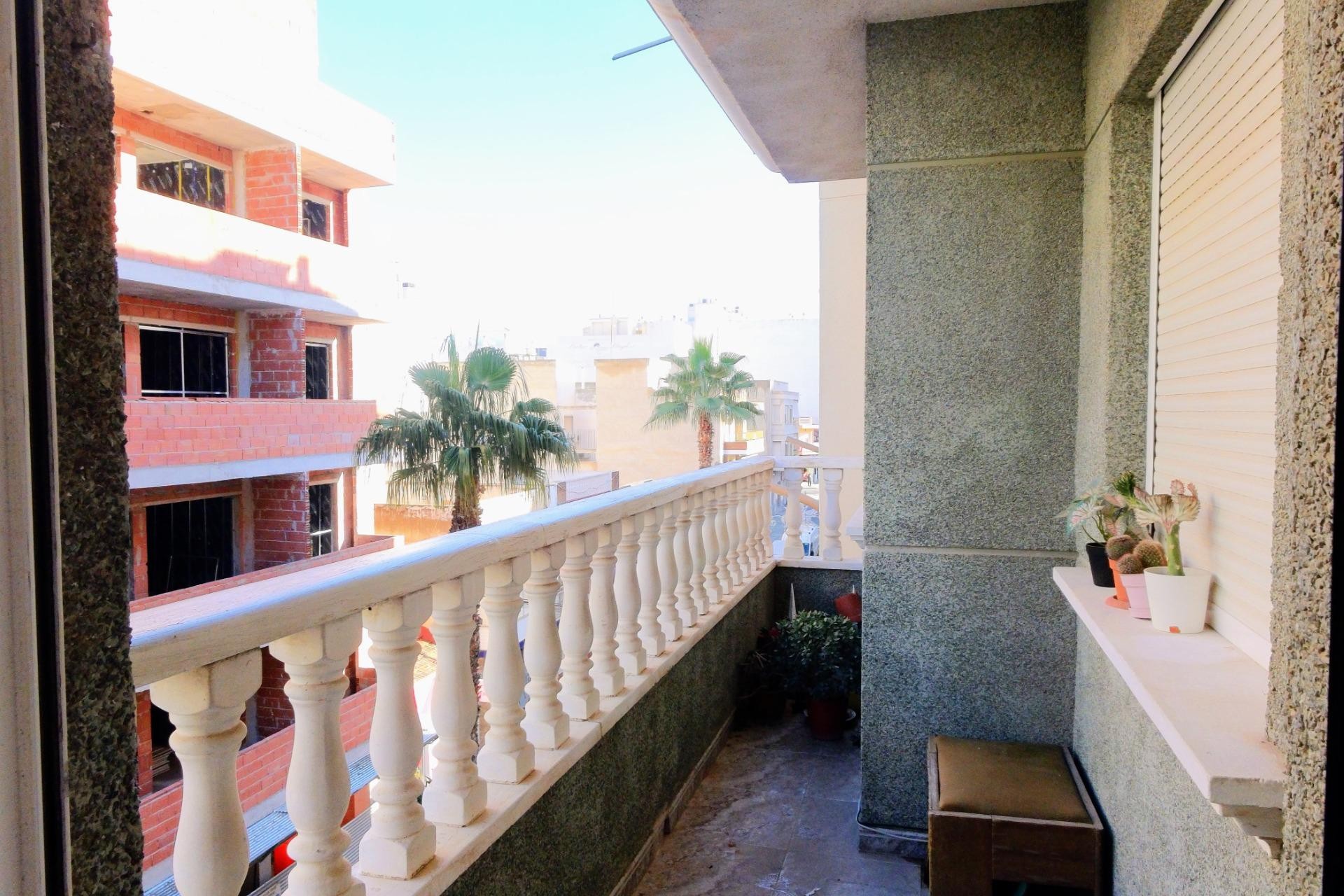 Resale - Apartment / flat - Torrevieja - torrevieja