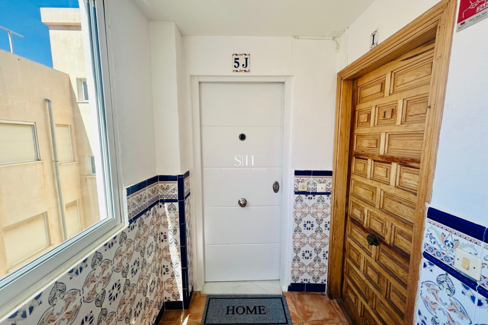 Resale - Apartment / flat - Torrevieja - Torrevieja*