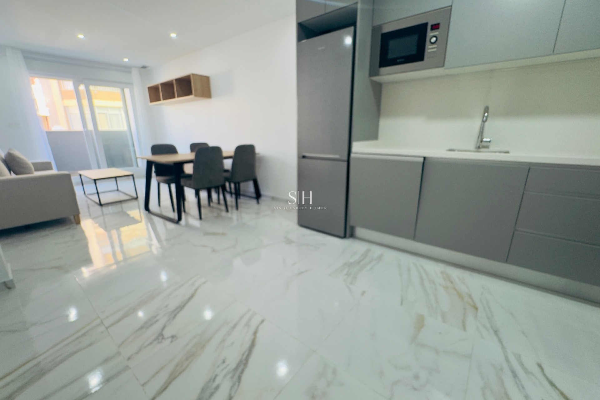 Resale - Apartment / flat - Torrevieja - Torrevieja*