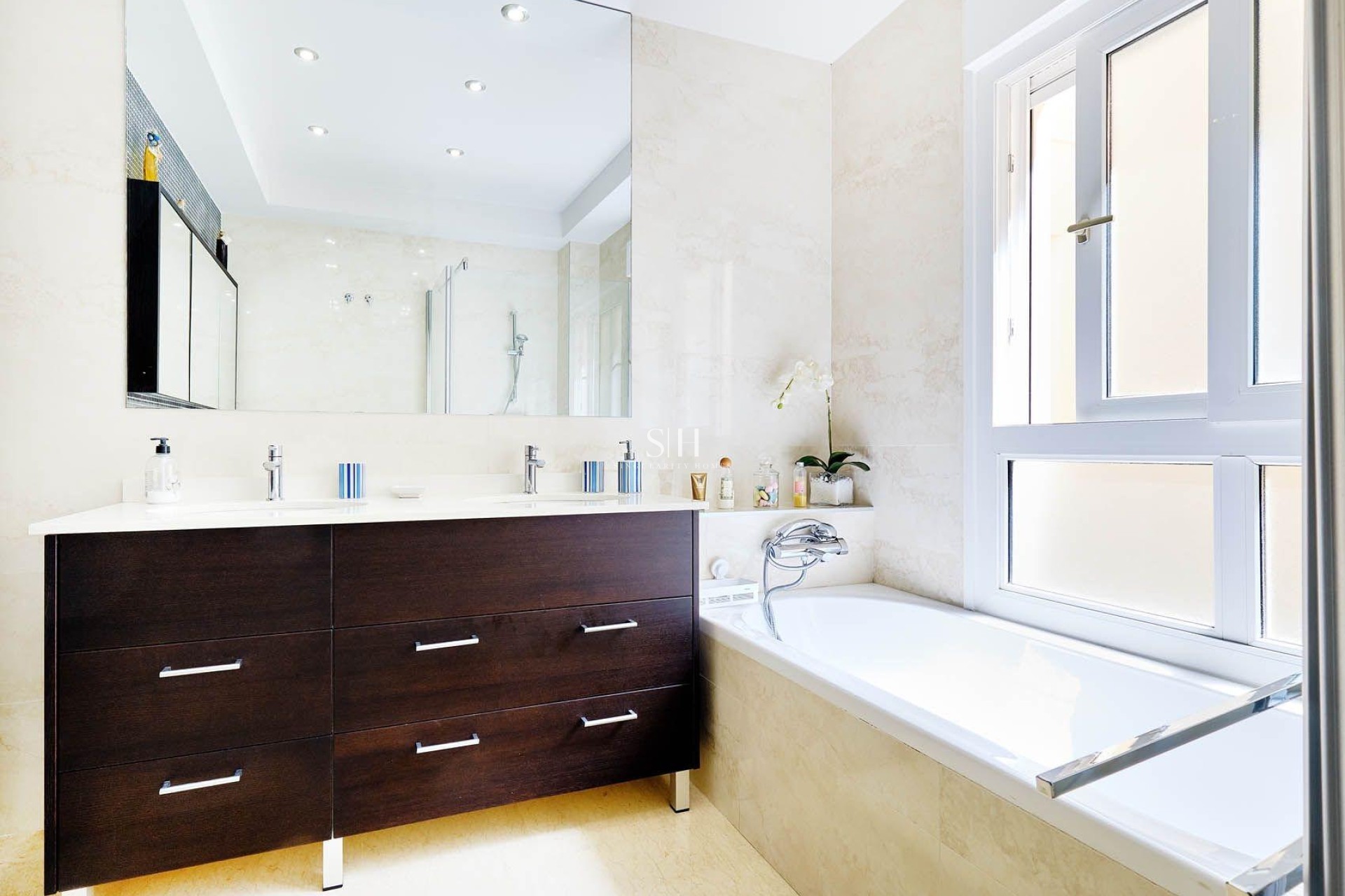 Resale - Apartment / flat - Torrevieja - Torrevieja*