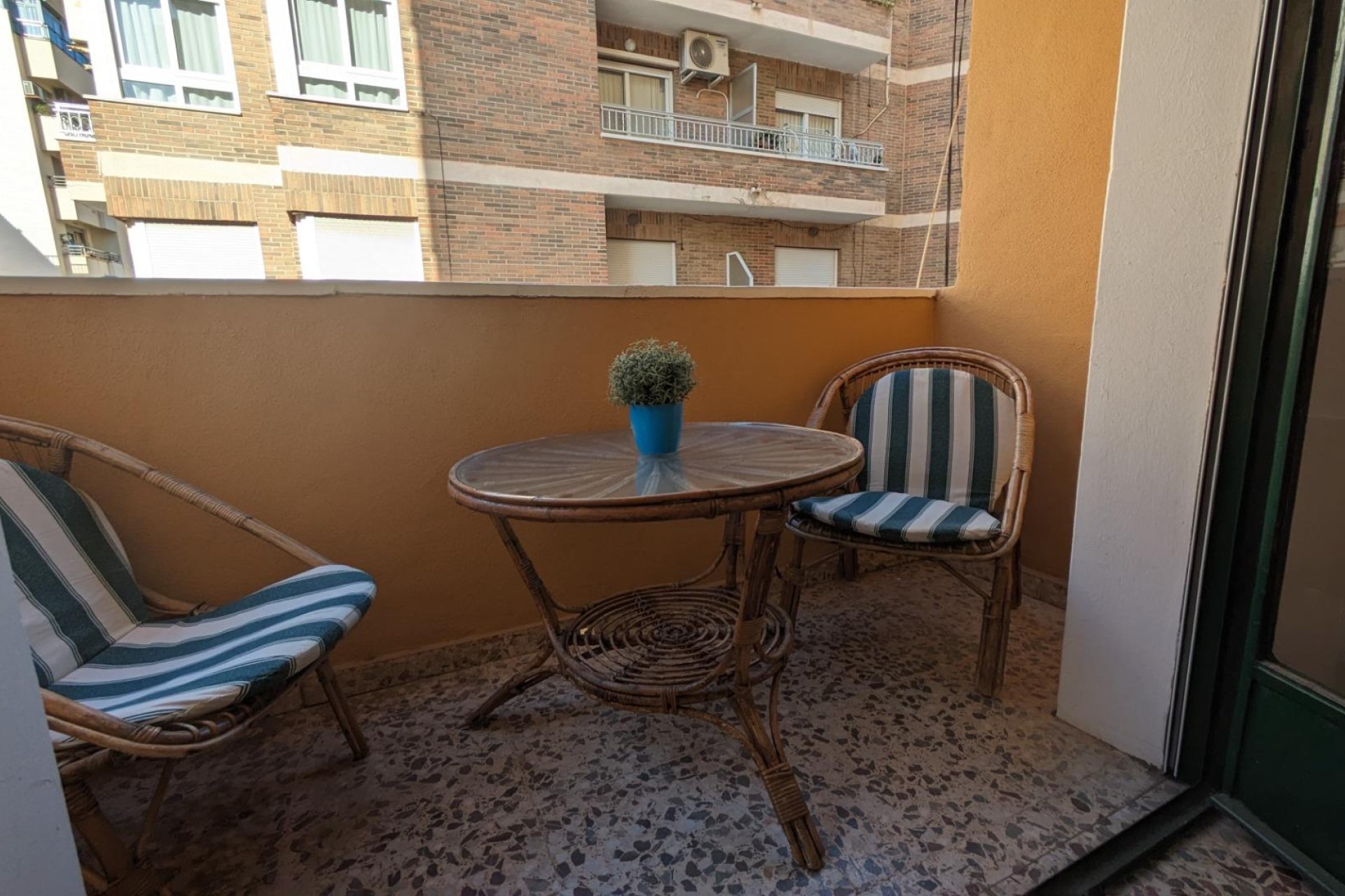 Resale - Apartment / flat - Torrevieja - torrevieja