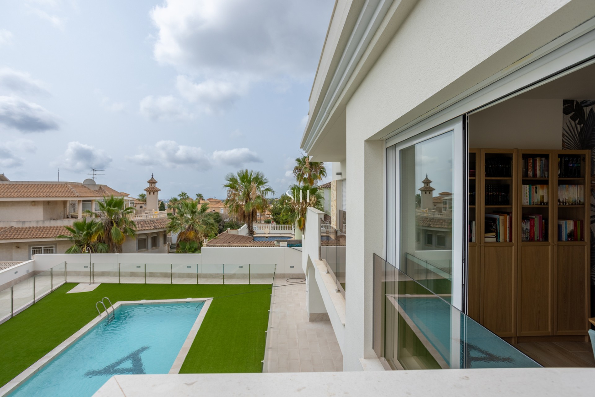 Resale - Apartment / flat - Villamartin - Costa Blanca