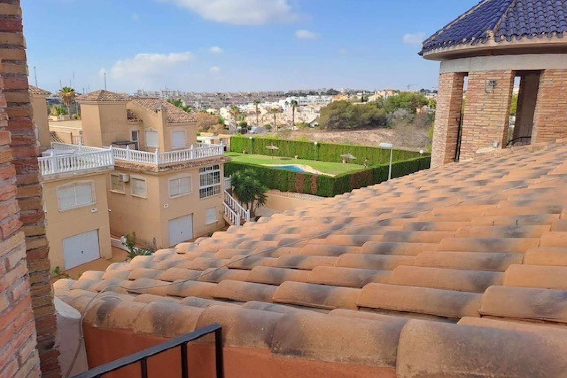 Resale - Apartment / flat - Villamartin - Costa Blanca