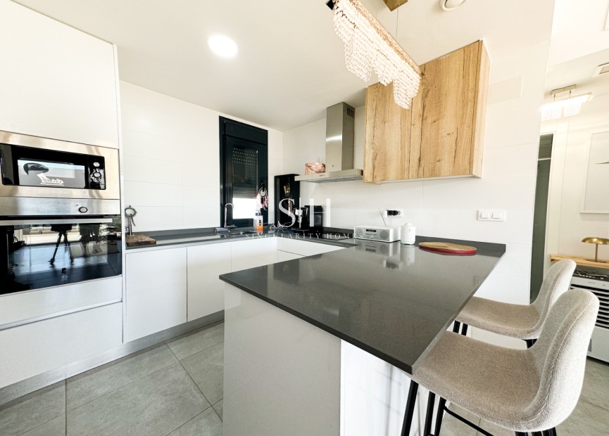 Resale - Bungalow - Orihuela Costa - Costa Blanca