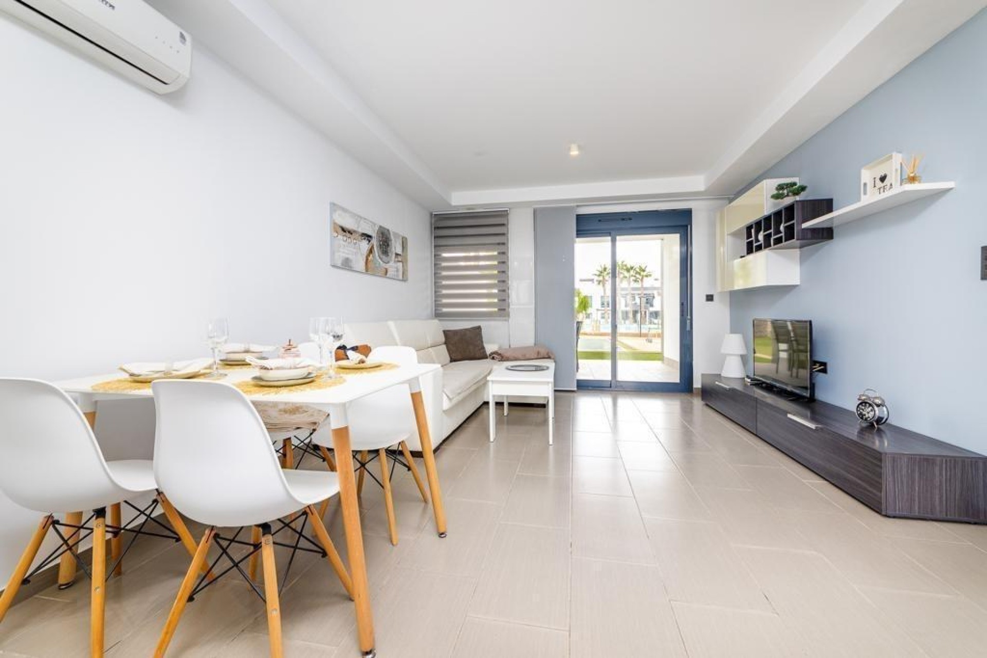 Resale - Bungalow - Orihuela Costa - La Zenia