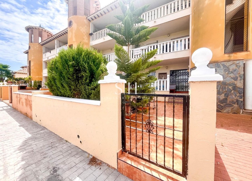 Resale - Bungalow - Orihuela Costa - Lomas De Cabo Roig-los Dolses