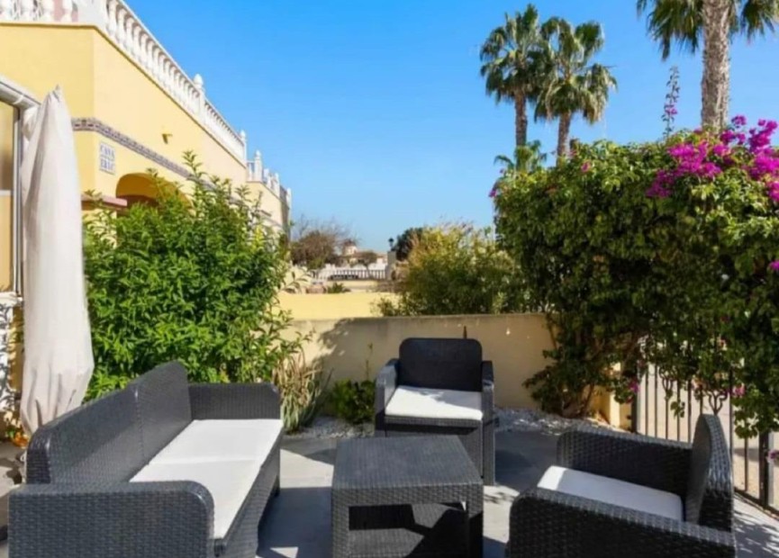 Resale - Bungalow - Orihuela Costa - Lomas de Cabo Roig