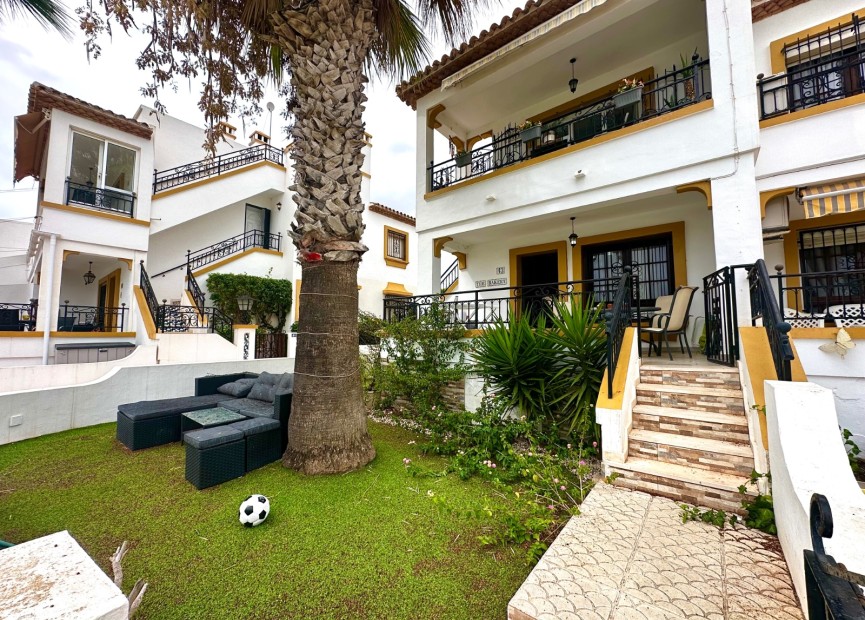 Resale - Bungalow - Orihuela Costa - Los Dolses