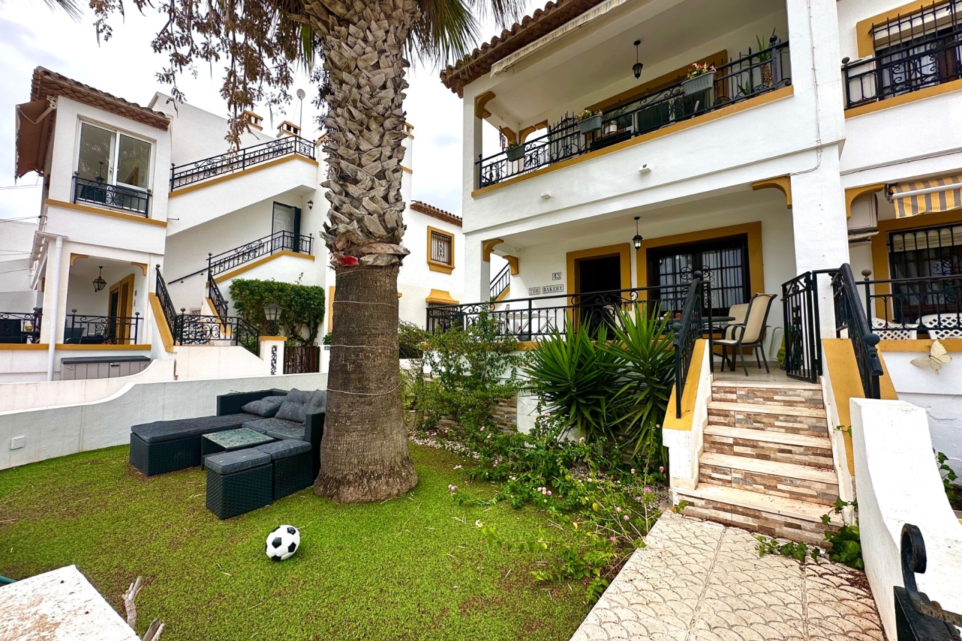 Resale - Bungalow - Orihuela Costa - Los Dolses