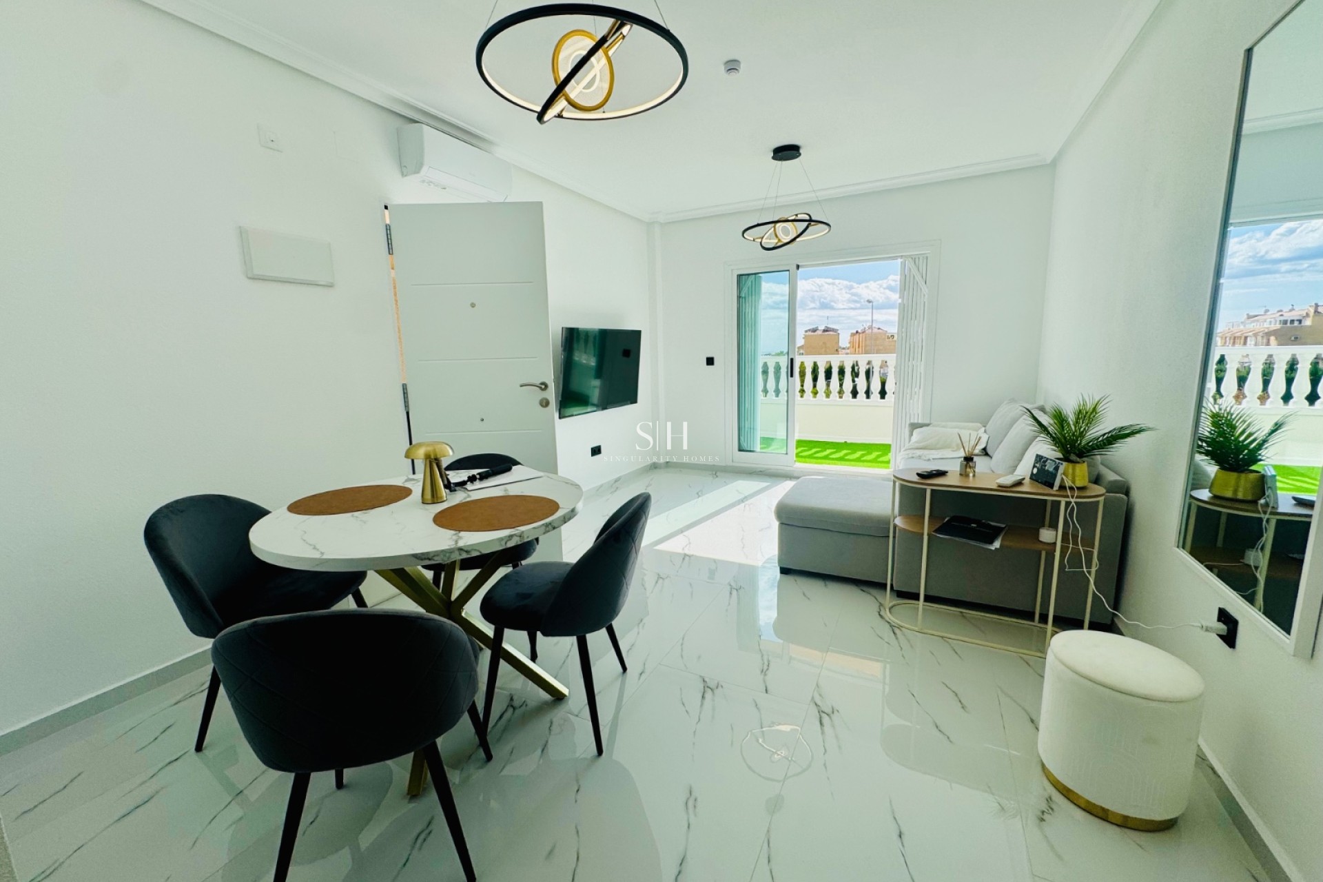 Resale - Bungalow - Orihuela Costa - Playa Flamenca