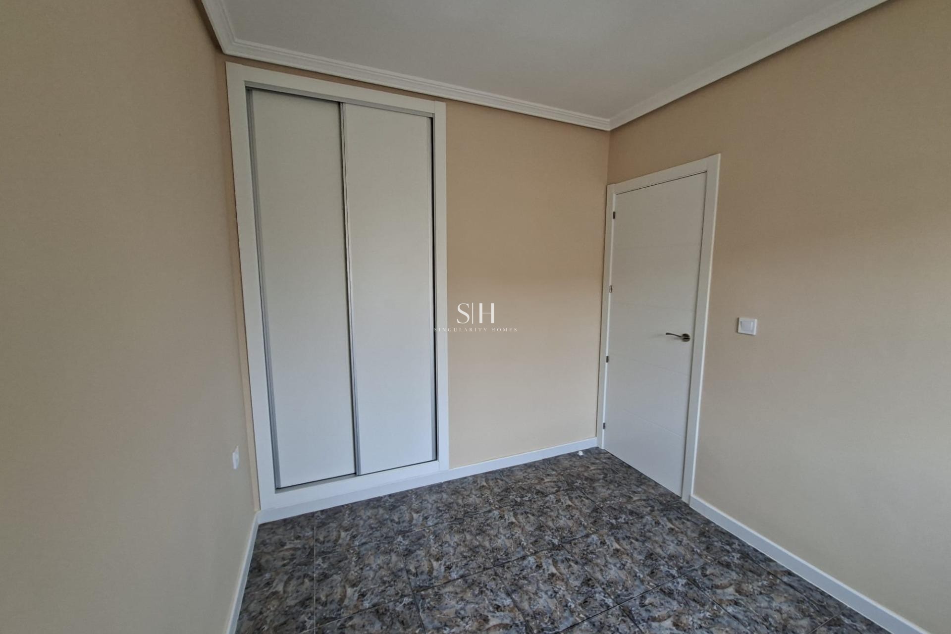 Resale - Bungalow - Orihuela Costa - Punta Prima