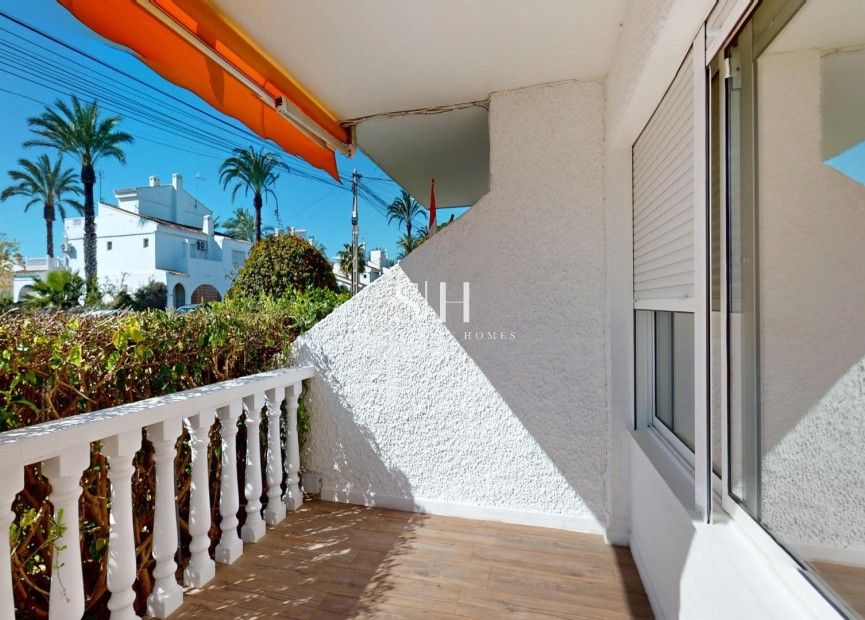 Resale - Bungalow - Orihuela Costa - Villamartín