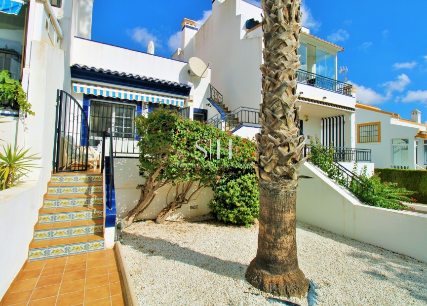 Resale - Bungalow - Orihuela Costa - Villamartin
