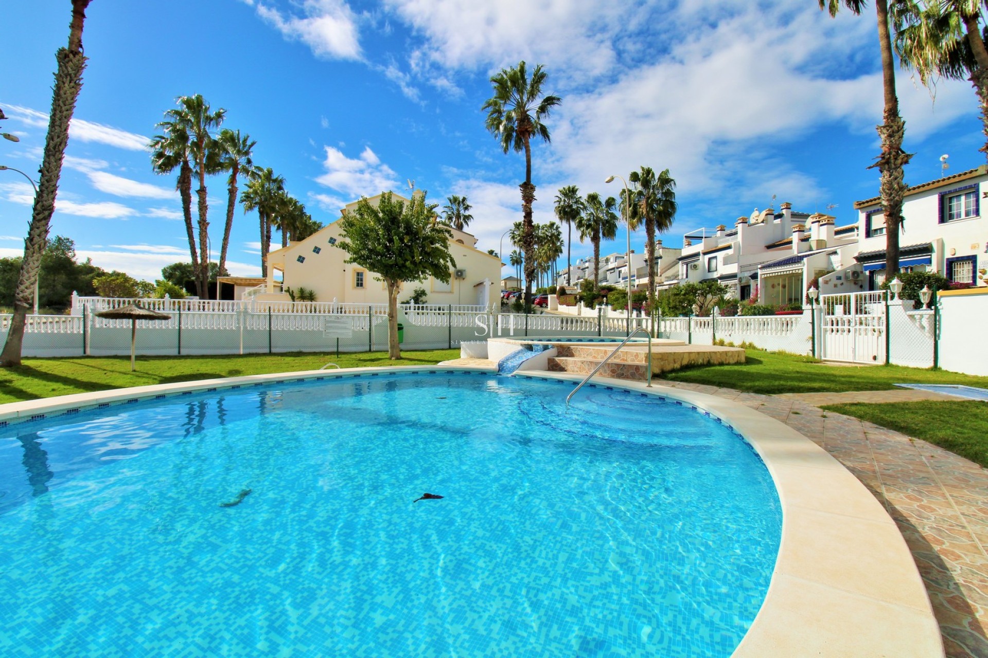 Resale - Bungalow - Orihuela Costa - Villamartin