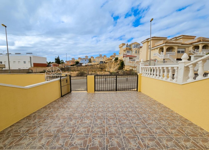 Resale - Bungalow - Orihuela - Inland