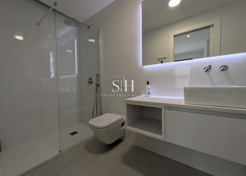 Resale - Bungalow - Pilar de la Horadada - Costa Blanca