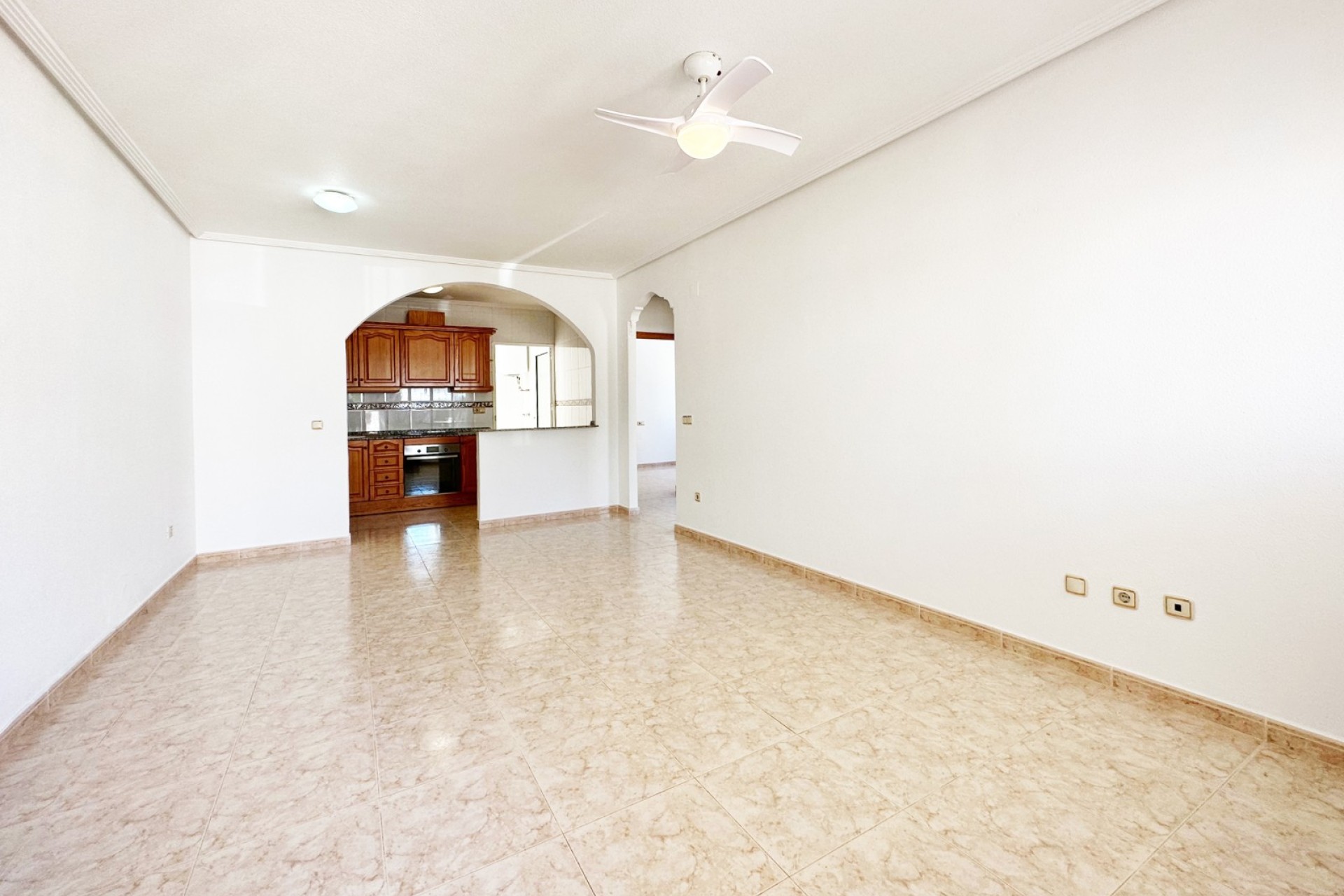 Resale - Bungalow - San Miguel de Salinas - Inland