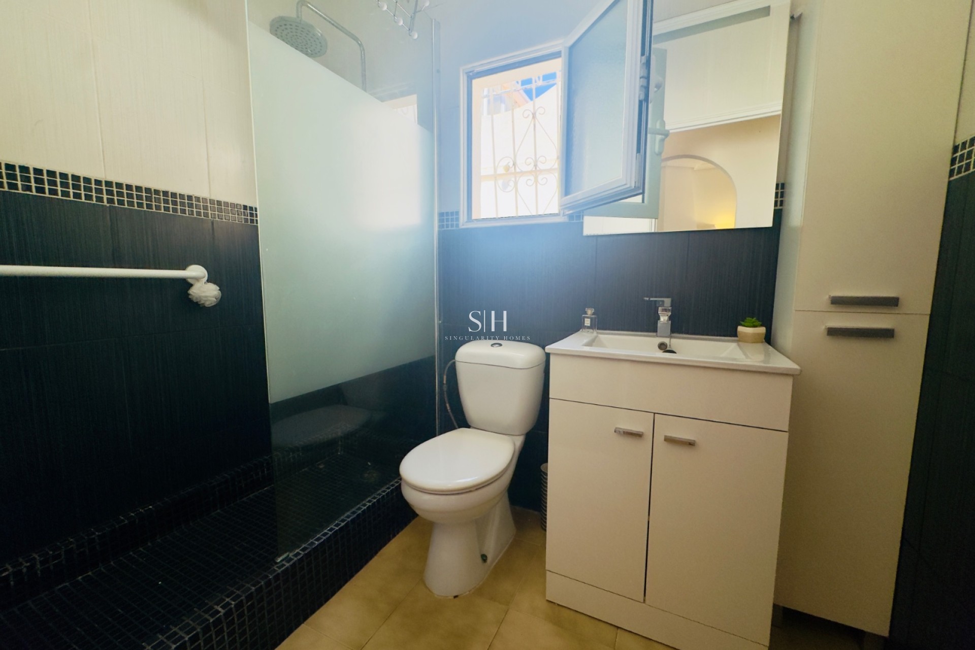 Resale - Bungalow - San Miguel de Salinas