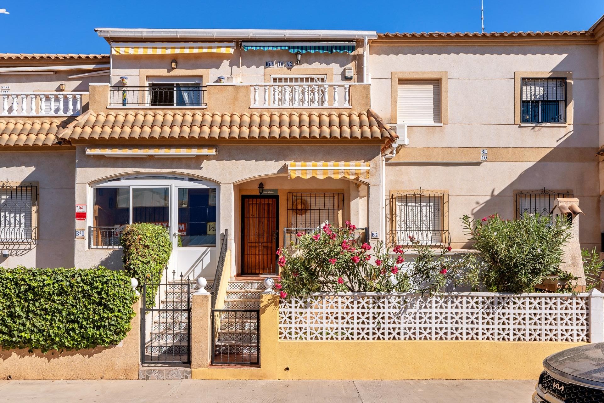 Resale - Bungalow - Torrevieja - aguas nuevas