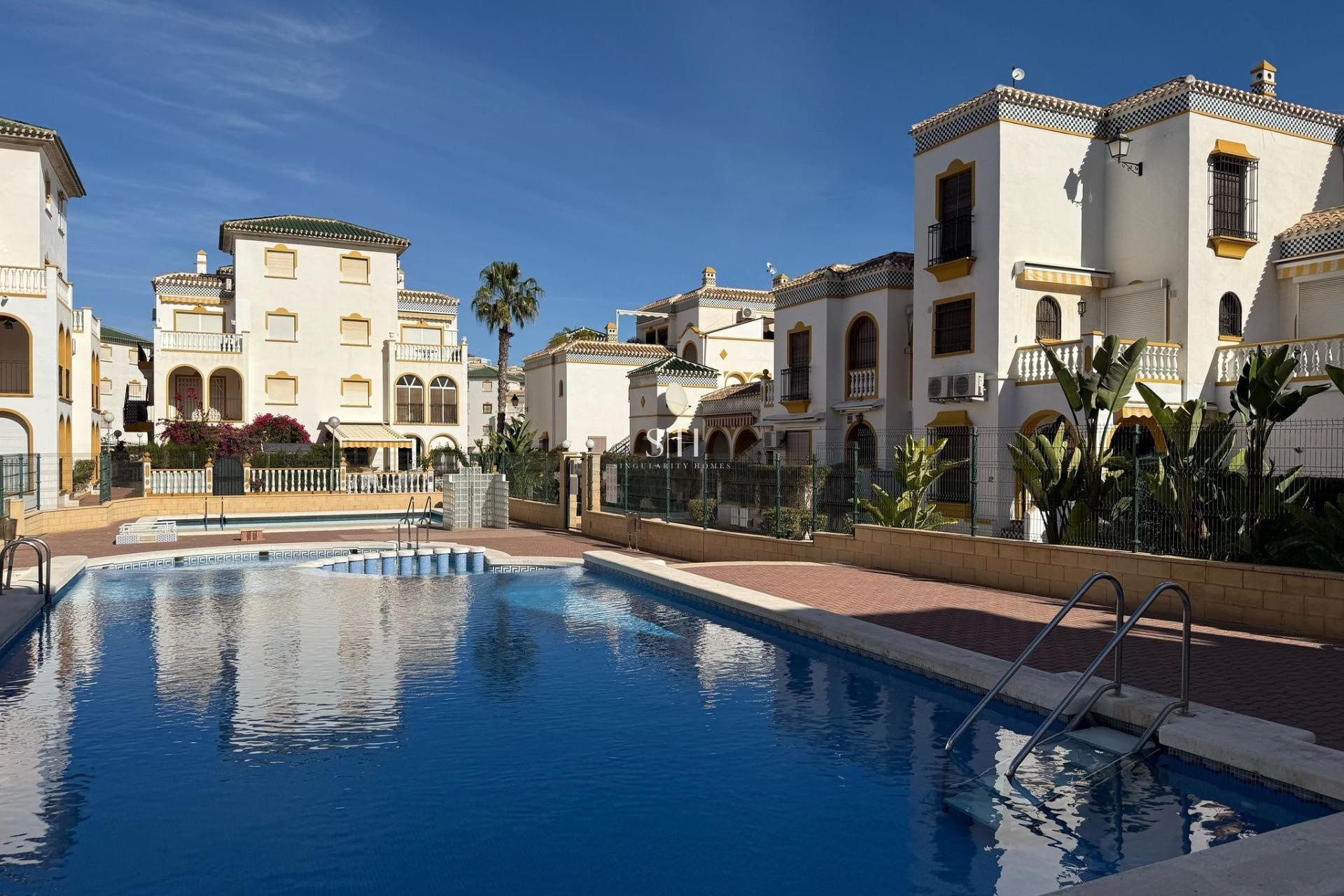 Resale - Bungalow - Torrevieja - Cañada Del Molino