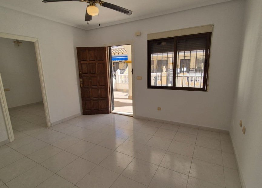 Resale - Bungalow - Torrevieja - Costa Blanca