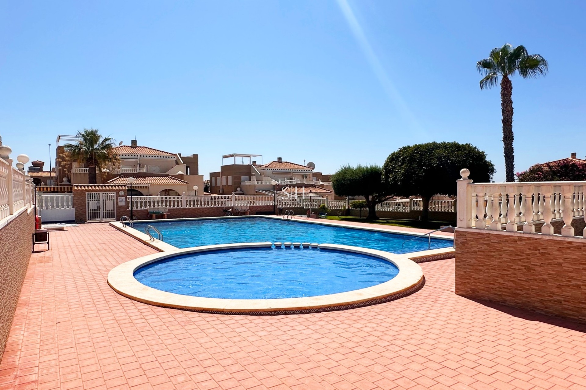 Resale - Bungalow - Torrevieja - Costa Blanca