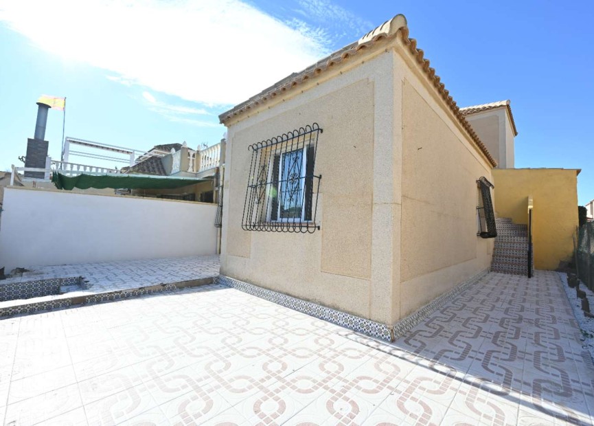 Resale - Bungalow - Torrevieja - Costa Blanca