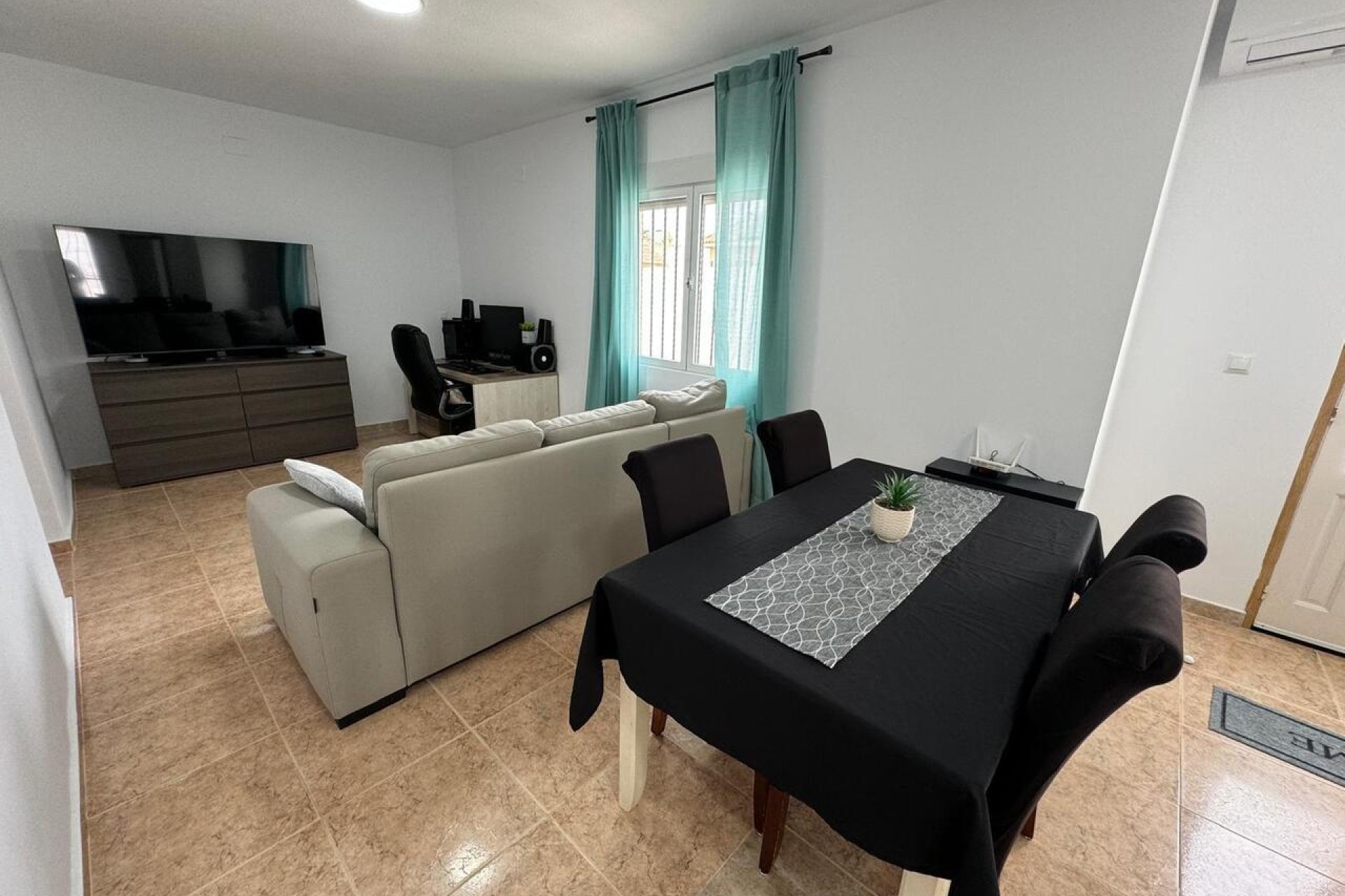 Resale - Bungalow - Torrevieja - Costa Blanca