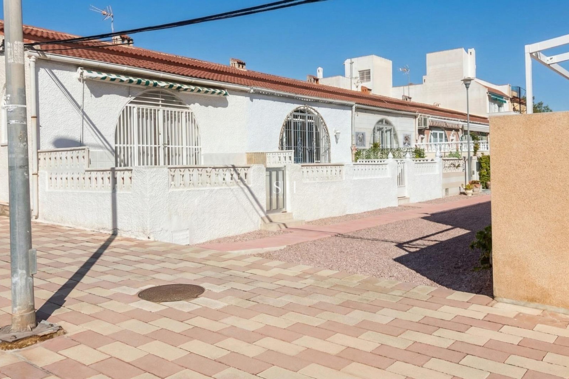 Resale - Bungalow - Torrevieja - La Siesta - El Salado - Torreta