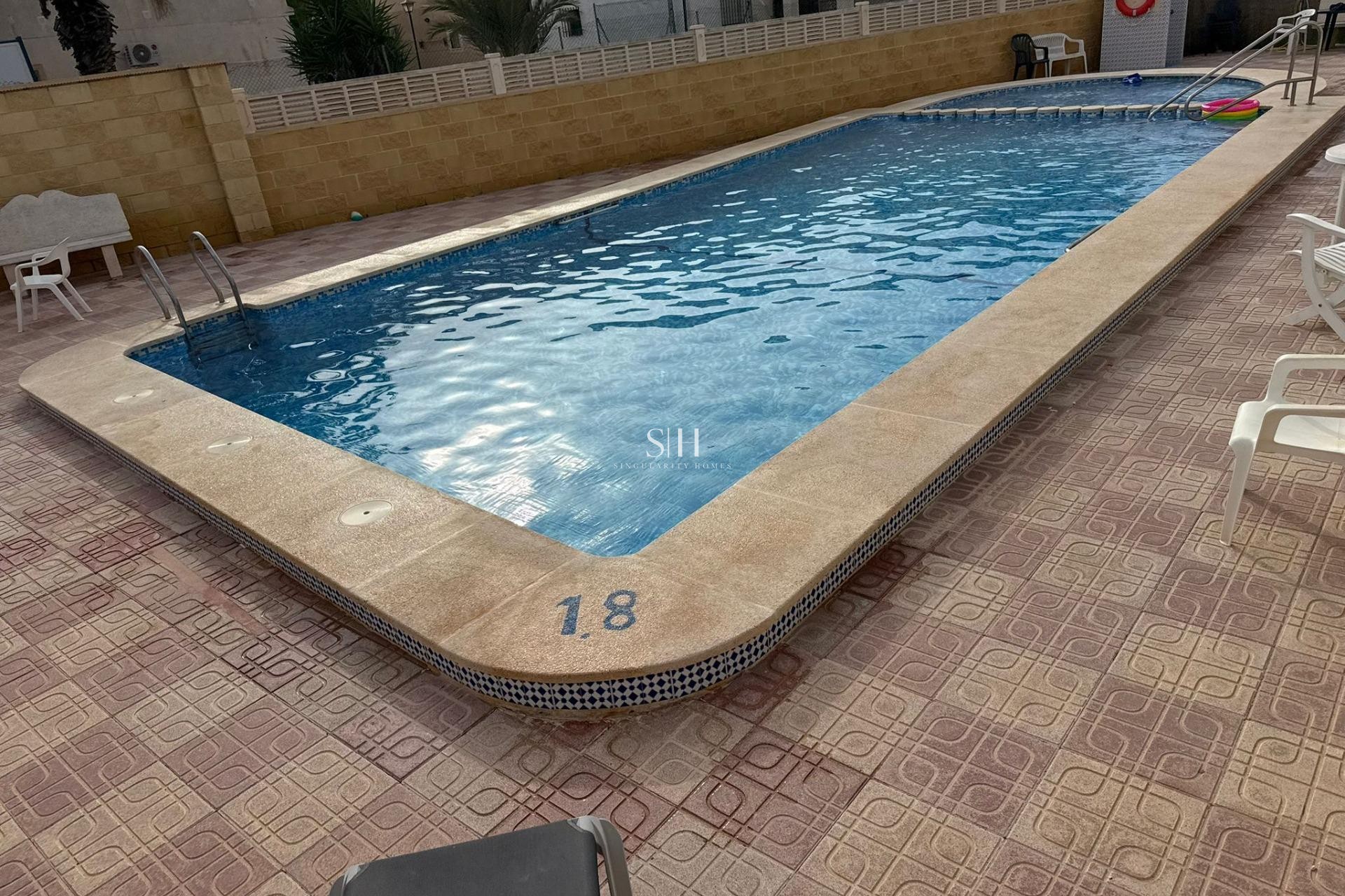 Resale - Bungalow - Torrevieja - La Siesta - El Salado - Torreta