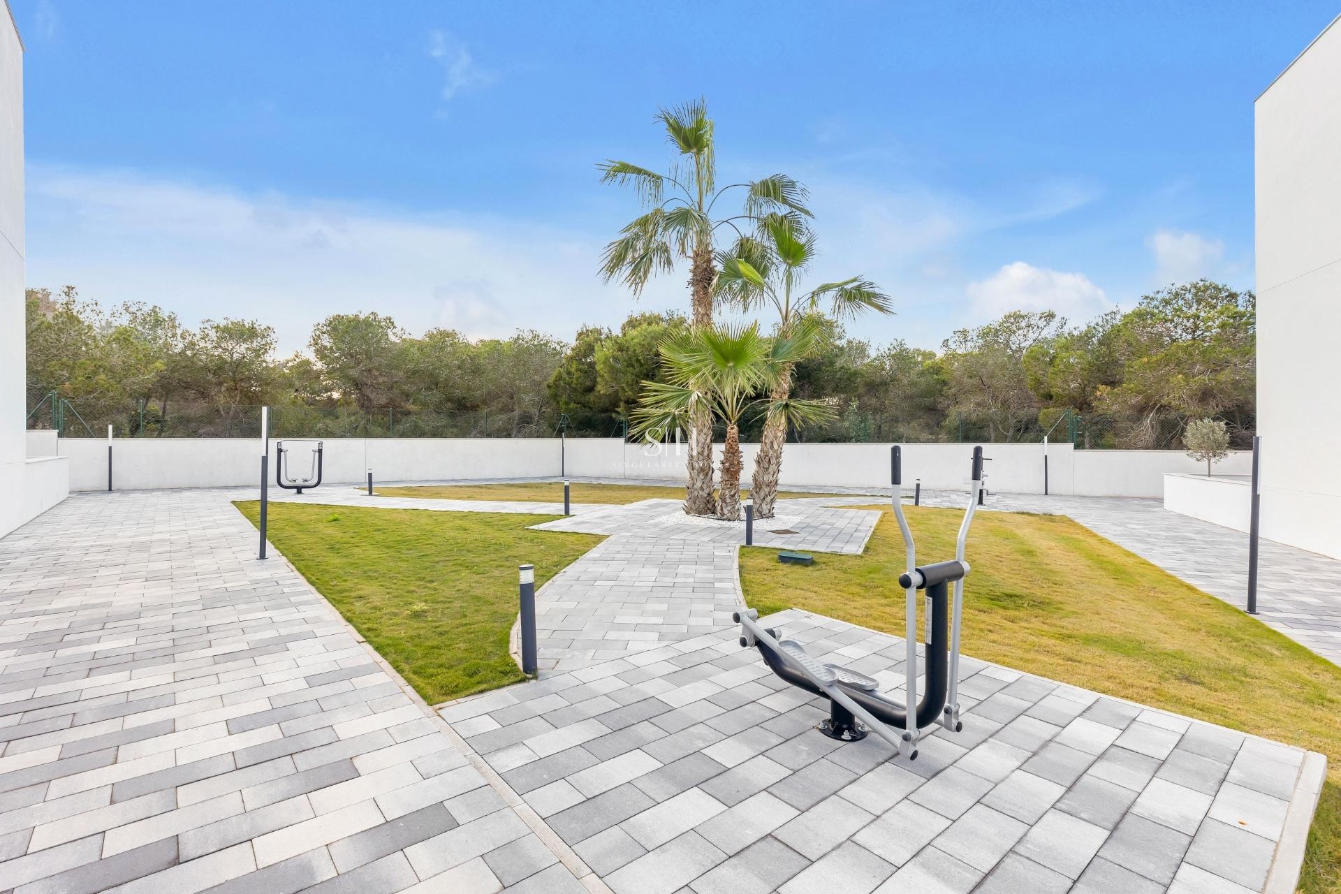 Resale - Bungalow - Torrevieja - Los Balcones - Los Altos del Edén